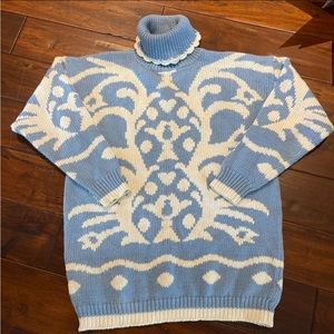 JL Plum cowlneck sweater L